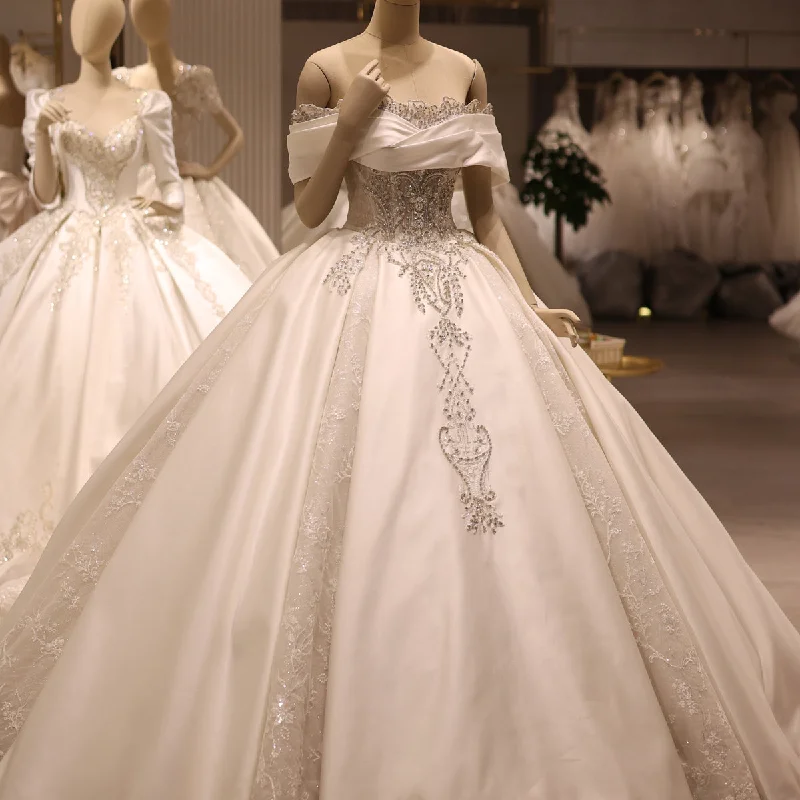 Glamorous Off-Shoulder White Ball Gown Wedding Dress RS040