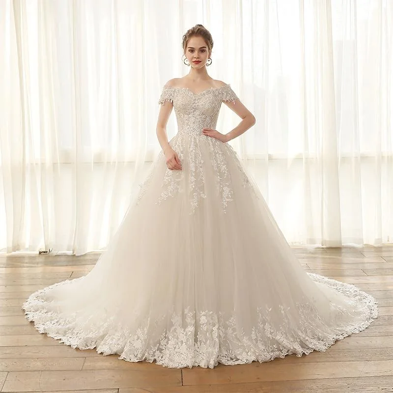 Off Shoulder Lace Appliques Decorated Celebrity Princess Style Wedding Gowns