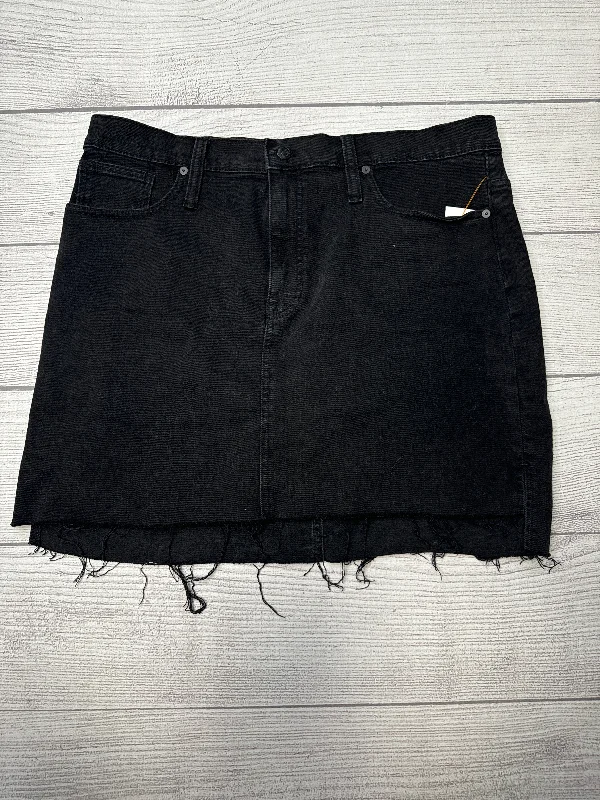 Skirt Mini & Short By Madewell In Black, Size: 12 Ripped Denim Skirt